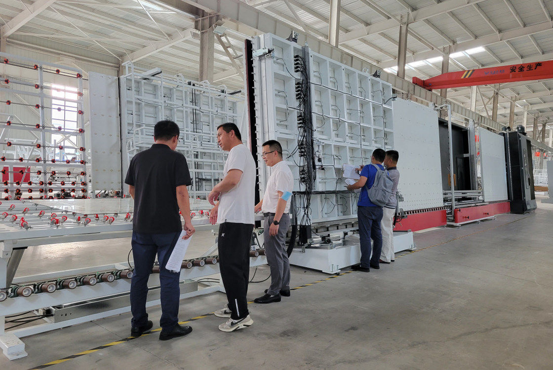 Dây chuyền sản xuất kính cách nhiệt kích thước Jumbo tự động với nạp khí Argon