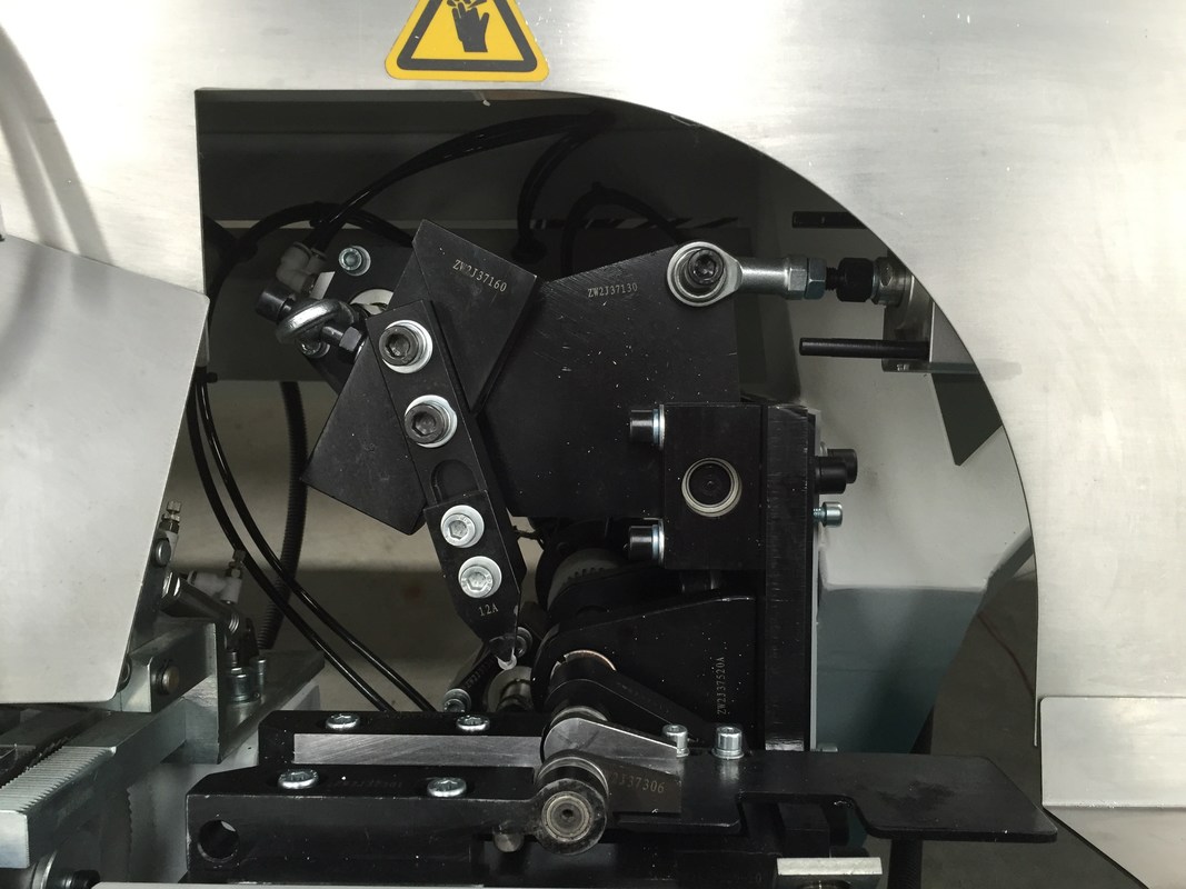 Máy uốn kính cách nhiệt OEM có màu xanh và trắng