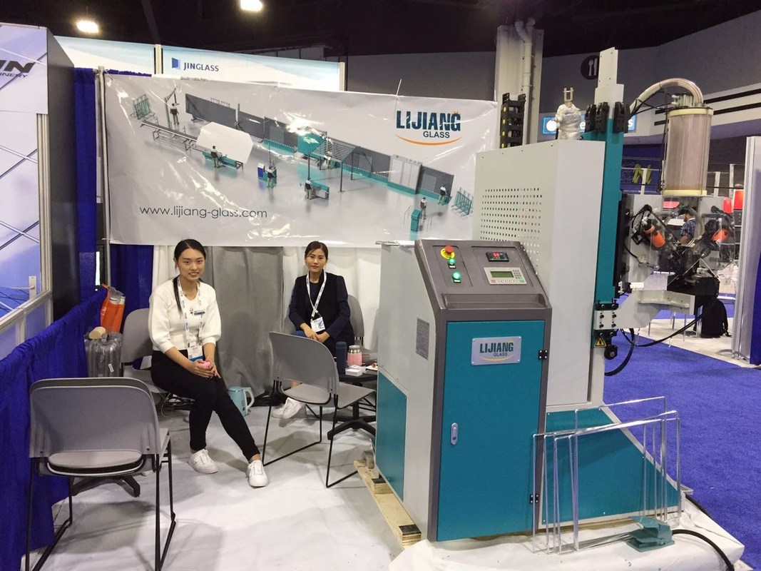 Dây chuyền sản xuất kính cách nhiệt mạnh mẽ Máy hút ẩm tự động trong khung Spacer